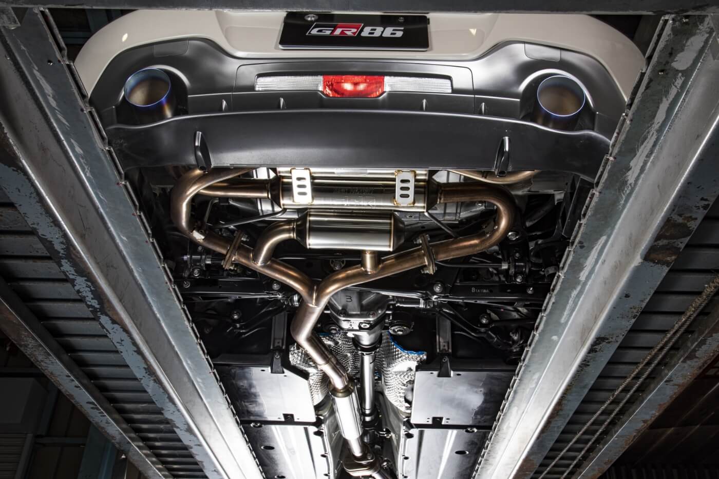 エキゾーストシステム